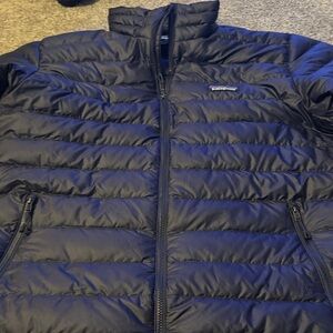 Patagonia Men's Navy Blue Puffer Jacket